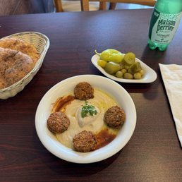 Hummus falafel Hummus falafel