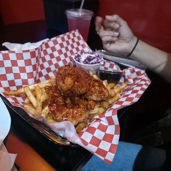 Smashed N Sauced - Tenders with peach habanero flavor - Fast Food Near Me - Austin, Texas Smashed N Sauced - Tenders with peach habanero flavor - Fast Food Near Me - Austin, Texas