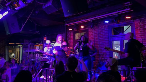 Bourbon Bandstand by null