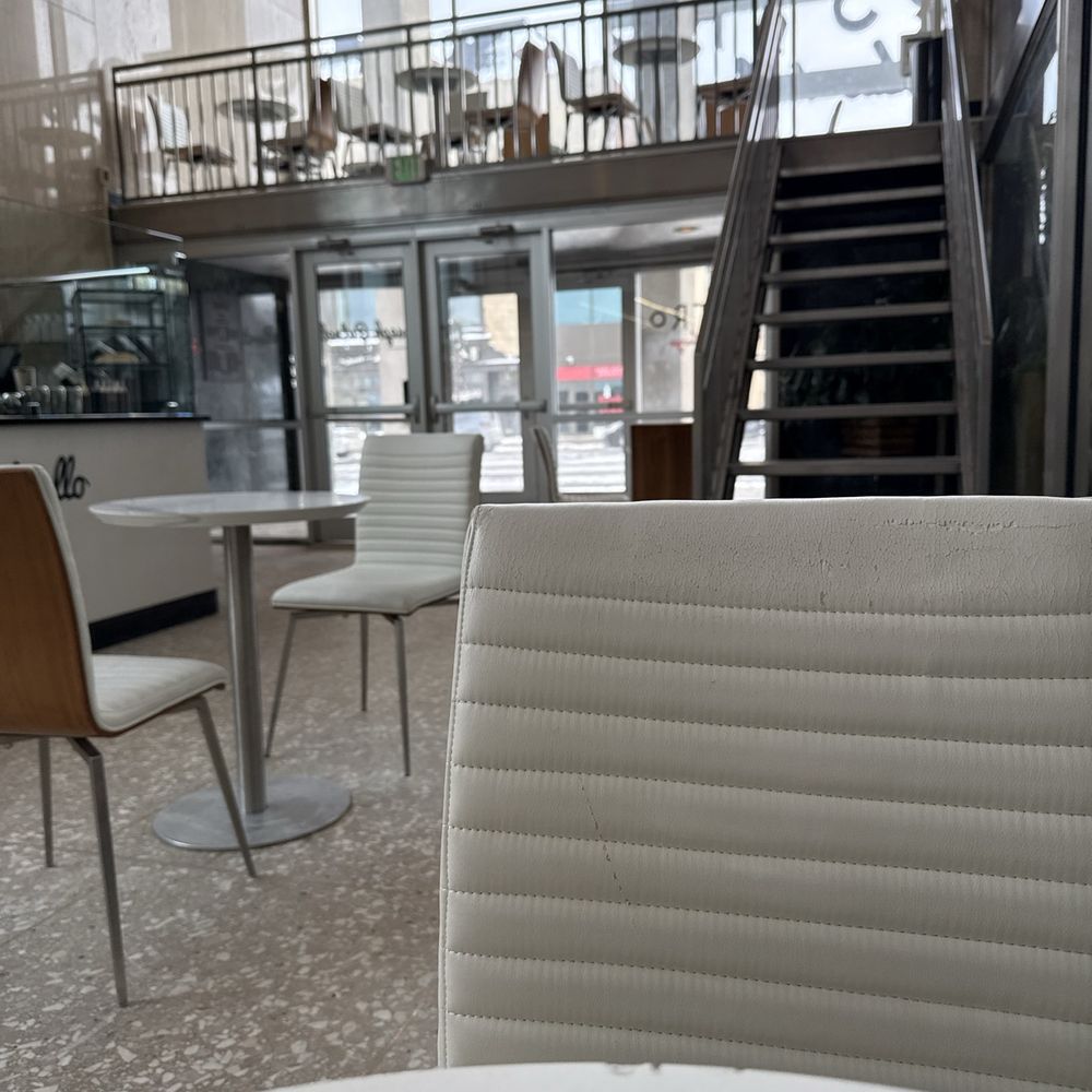 Inner area with the upstairs tables. Nice!