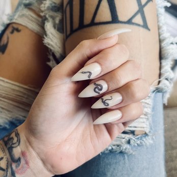 Helen Nails - Nail Salons Near Me - Hemet, California
