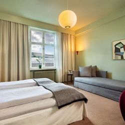 Grand Terminus - Family Room