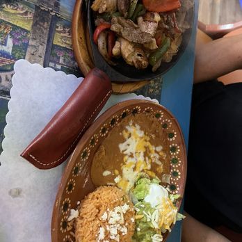 Taco King - Sides that come with fajitas. - Mexican Near Me - San Luis Obispo, California Taco King - Sides that come with fajitas. - Mexican Near Me - San Luis Obispo, California