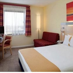 Holiday Inn Express Hotel London-Newbury Park