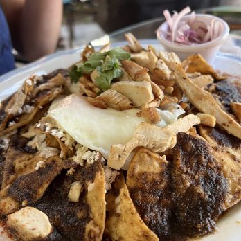 North Garden - Chicken Chilaquiles (YESSSSS!) - Signature Cuisine Near Me - Cancún, ROO North Garden - Chicken Chilaquiles (YESSSSS!) - Signature Cuisine Near Me - Cancún, ROO