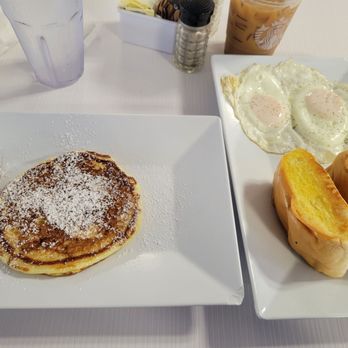 Pannes - Single Pancake 2 fried over medium eggs - Breakfast & Brunch Near Me - San Juan, Puerto Rico Pannes - Single Pancake 2 fried over medium eggs - Breakfast & Brunch Near Me - San Juan, Puerto Rico