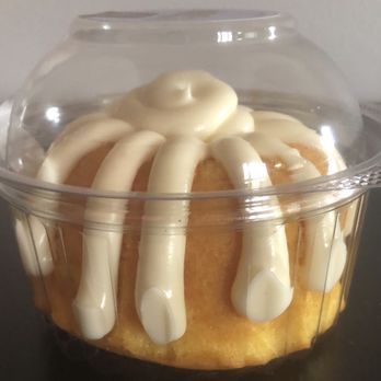 Nothing Bundt Cakes - Lemon Bundt cake - Bakeries Near Me - Eagan, Minnesota