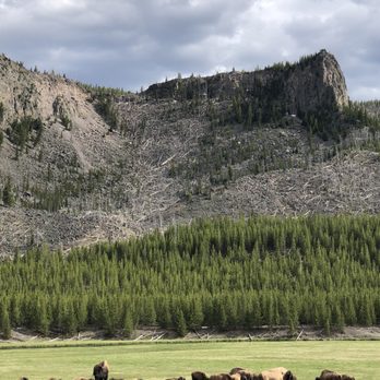 Madison - Madison valley - Landmarks & Historical Buildings Near Me - Yellowstone National Park, Wyoming Madison - Madison valley - Landmarks & Historical Buildings Near Me - Yellowstone National Park, Wyoming