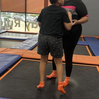Sky Zone Trampoline Park - Trampoline Parks Near Me - Chicago, Illinois Sky Zone Trampoline Park - Trampoline Parks Near Me - Chicago, Illinois