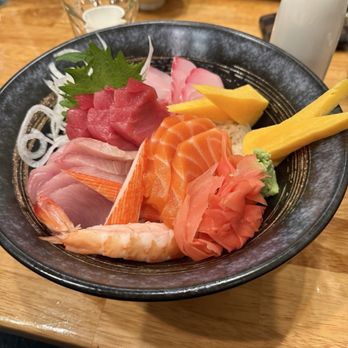 Orient Sushi Grill - Chirashi bowl - Sushi Bars Near Me - Gilbert, Arizona
