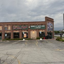 Portillo's & Barnelli's Summit - Outside