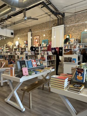 Volumes Bookcafe by null