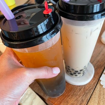 Tasty Pot - Passion Fruit Green Tea (left); brown sugar (right) - Hot Pot Near Me - Sacramento, California Tasty Pot - Passion Fruit Green Tea (left); brown sugar (right) - Hot Pot Near Me - Sacramento, California