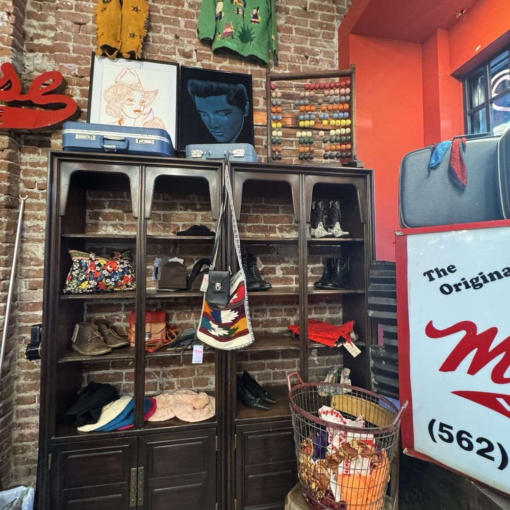 Melrose Vintage - Used, Vintage & Consignment Near Me - Whittier, California