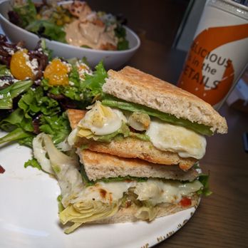 Urbane Cafe - New American Near Me - Henderson, Nevada