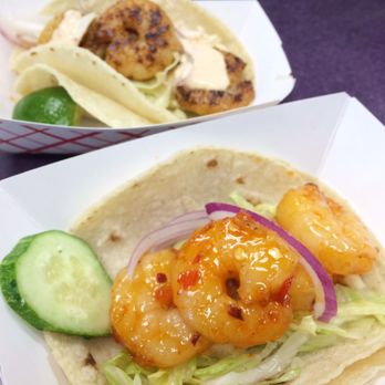 Taco Ssam - Spicy shrimp (front) and grilled shrimp (back) - Korean Near Me - Bailey's Crossroads, Virginia Taco Ssam - Spicy shrimp (front) and grilled shrimp (back) - Korean Near Me - Bailey's Crossroads, Virginia