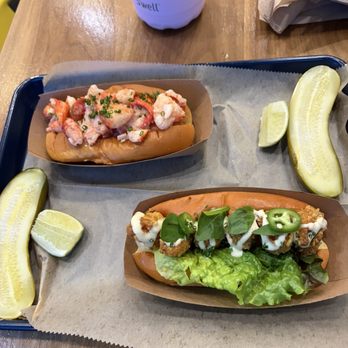 Holdfast Specialty Seafood - Hot Lobster Roll, Shrimp Roll - Seafood Near Me - Boston, Massachusetts