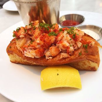 RH Rooftop Restaurant at RH West Palm - Lobster Roll - Wine Bars Near Me - West Palm Beach, Florida