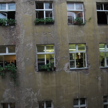 Anne Frank Zentrum - Museums Near Me - Berlin, BE