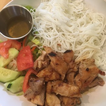 The Rolling Spring Roll - Vietnamese Near Me - Syosset, New York