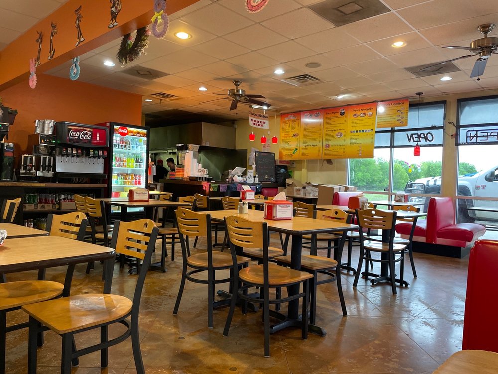 Pepe's Tacos N' Salsa
