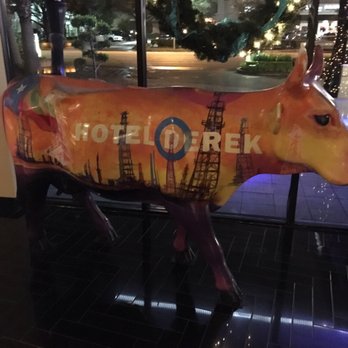 Hotel Derek - Hotel mascot? - Hotels Near Me - Houston, Texas