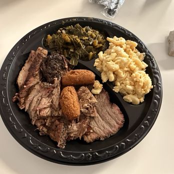 Southern Fusion BBQ Barn - Brisket plate with collards and mac - Barbeque Near Me - Chesnee, South Carolina Southern Fusion BBQ Barn - Brisket plate with collards and mac - Barbeque Near Me - Chesnee, South Carolina