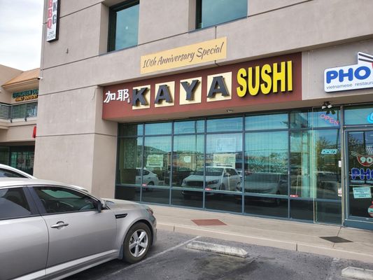 Sushi Kaya by null