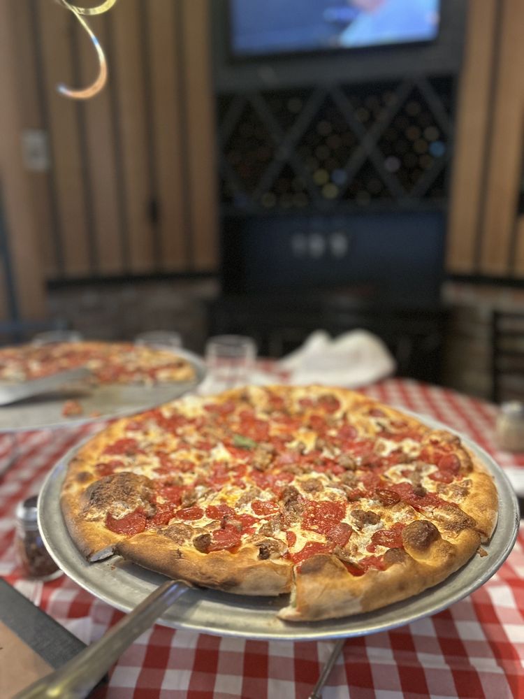 Grimaldi’s Pizzeria - Photo 3