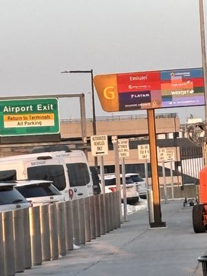 John F. Kennedy International Airport by null