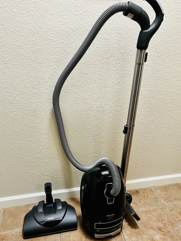 VACUUM AND SEWING WORLD Updated September 2024 13 Photos & 24 Reviews 637 East Bidwell Rd