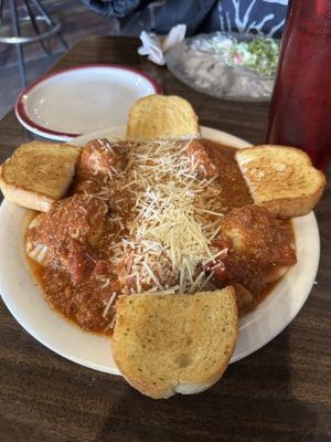 Bruno's Country Club by null