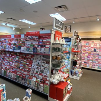 Victoria's Hallmark Shop - Cards & Stationery Near Me - Clermont, Florida