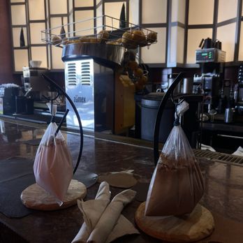 Pradera Brunch - Licuado de fresa con banana y chocolate con banana - Breakfast & Brunch Near Me - Costa Mesa, California Pradera Brunch - Licuado de fresa con banana y chocolate con banana - Breakfast & Brunch Near Me - Costa Mesa, California