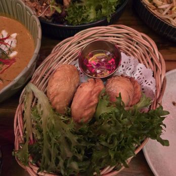 Tha Phraya - Curry puff - Thai Near Me - New York, New York