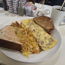 Miss Calee's Eats 'N' Treats - Omelette with hash browns and sourdough toast