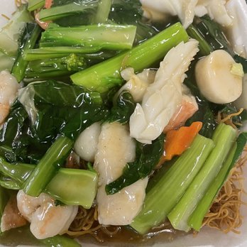 Mini Garden Express - Mixed Seafood Combo on Crispy Noodle - Chinese Near Me - Honolulu, Hawaii Mini Garden Express - Mixed Seafood Combo on Crispy Noodle - Chinese Near Me - Honolulu, Hawaii