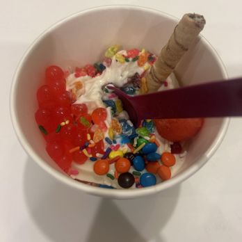 Yogurtland - Creamy Vanilla Ice Cream - Ice Cream & Frozen Yogurt Near Me - Redondo Beach, California Yogurtland - Creamy Vanilla Ice Cream - Ice Cream & Frozen Yogurt Near Me - Redondo Beach, California