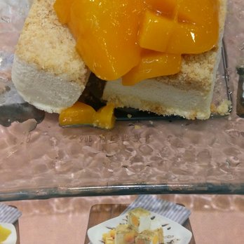 許留山 - HKD $86 Combo Set: [whole] Coconut w/ purple potato paste (pictured separately, hot/cold, reg. $69) & Mango Crisp (reg. $24), like icy cubes - Desserts Near Me - Hong Kong, HK