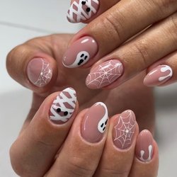 Torrance T Nails - Halloween Nail and Design by Julie.