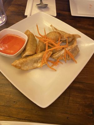 Anong's | Thai Cuisine by null