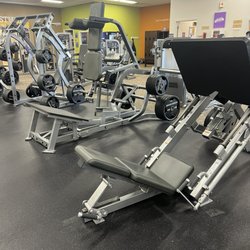 Anytime Fitness - Variety of machines