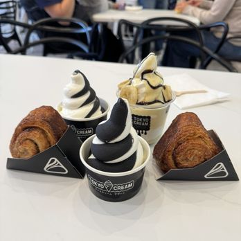 Tokyo Cream - Desserts Near Me - San Francisco, California