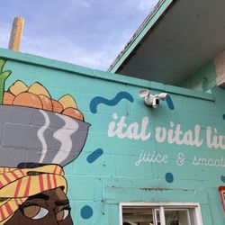 Ital Vital Living Food - Ordering window; walk up!