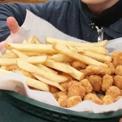 Amateur's Bar 'N Grill - Chicken poppers