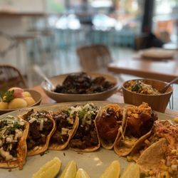 Alta Calidad - Taco Platter