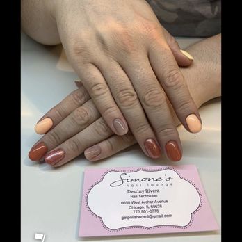 Simone's Nail Lounge - Nail Salons Near Me - Chicago, Illinois