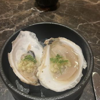 Moon Rabbit - Moondancer oysters from Maine - Vietnamese Near Me - Washington, DC, District of Columbia