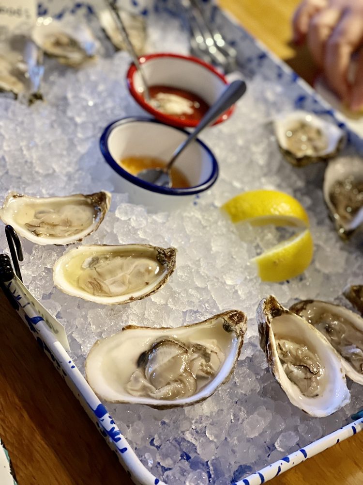 GARBO’S LOBSTER TRUCK Updated October 2024 339 Photos & 330 Reviews