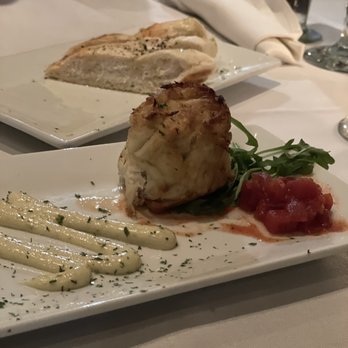Belford's Savannah - Belford's Jumbo Lump Crab Cake - Steakhouses Near Me - Savannah, Georgia